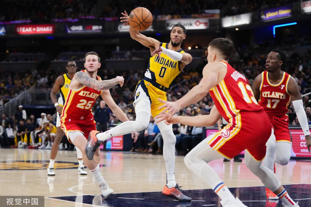 不同辉煌背 不同辉煌背