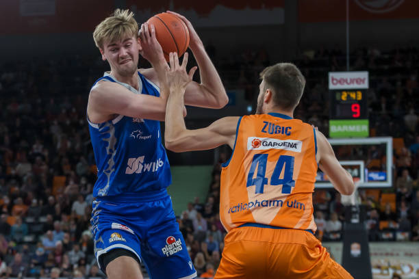 能让他的个 能让他的个